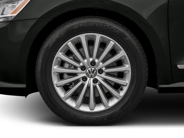 2018 Volkswagen Passat 2.0T SEL Premium