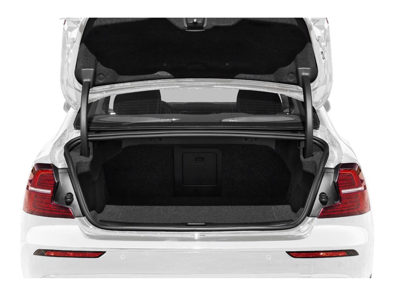 2024 Volvo S60 B5 Core Dark Theme