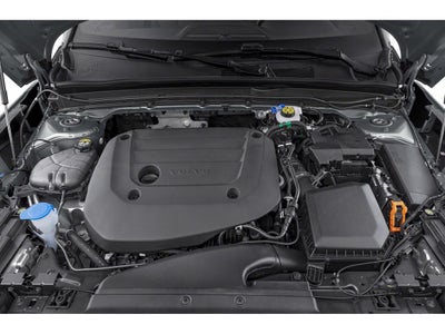 2024 Volvo XC40 B5 Core