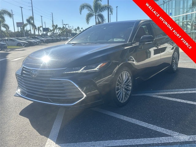 2022 Toyota Avalon Hybrid Limited