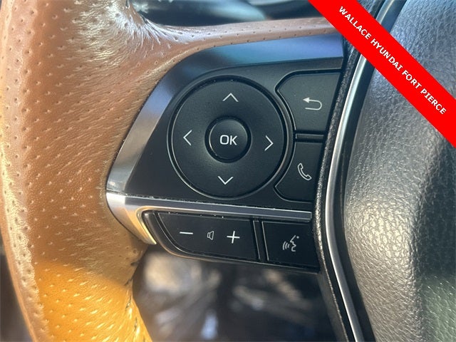 2022 Toyota Avalon Hybrid Limited