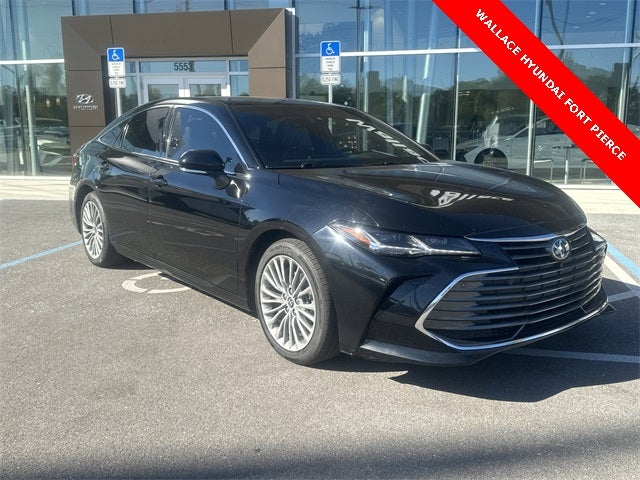 2022 Toyota Avalon Hybrid Limited