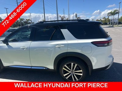 2024 Nissan Pathfinder Platinum