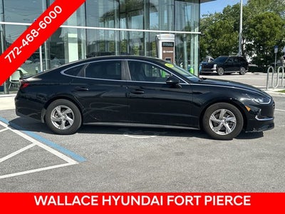 2022 Hyundai SONATA SE