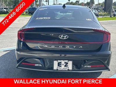 2022 Hyundai SONATA SE