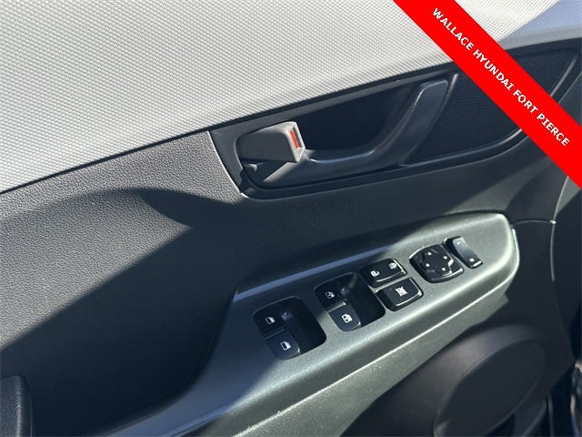 2021 Hyundai KONA SEL