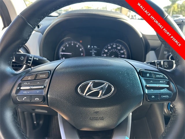 2021 Hyundai KONA SEL