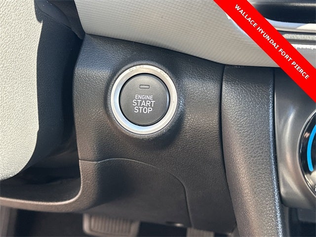 2021 Hyundai KONA SEL