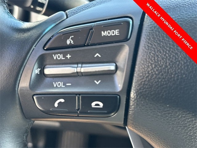 2021 Hyundai KONA SEL