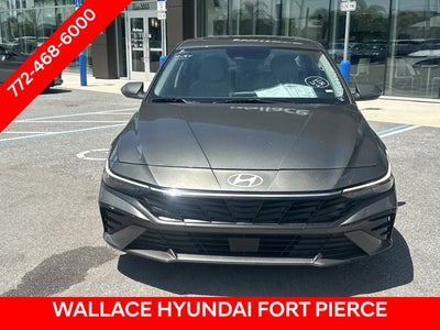 2025 Hyundai ELANTRA Limited