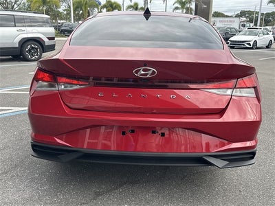 2023 Hyundai ELANTRA SEL