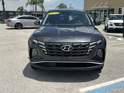 2023 Hyundai TUCSON SE