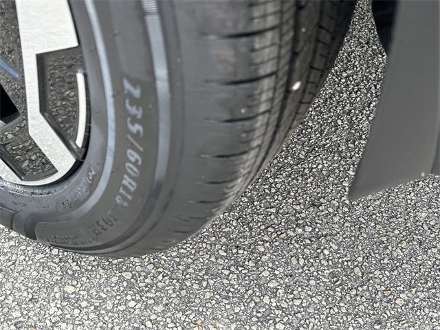 2025 Hyundai SANTA FE SE