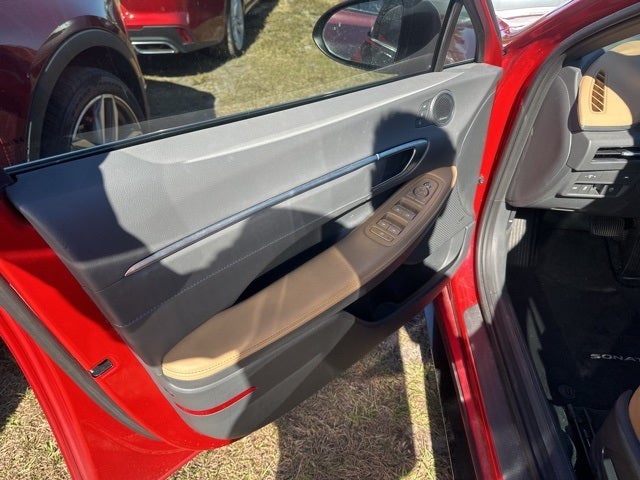 2021 Hyundai SONATA Limited