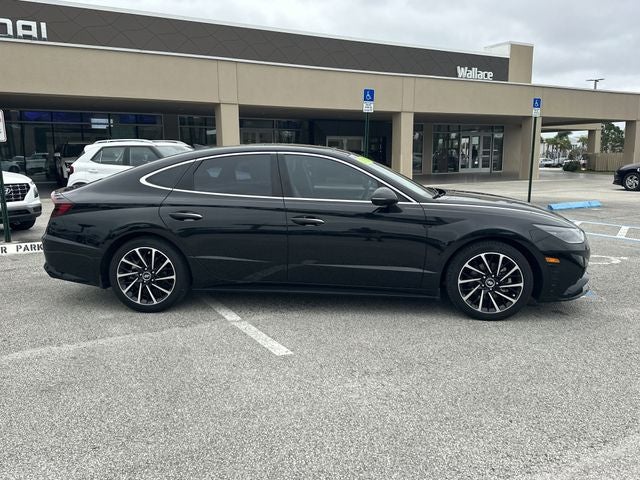2021 Hyundai SONATA Limited
