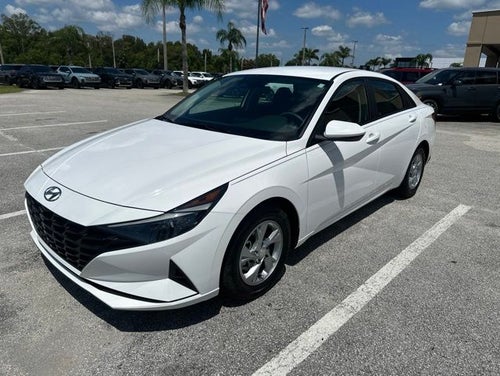 2023 Hyundai ELANTRA SE