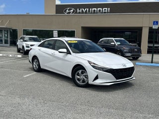 2023 Hyundai ELANTRA SE