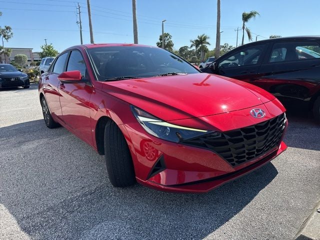 2021 Hyundai ELANTRA SEL
