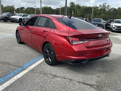 2021 Hyundai ELANTRA SEL