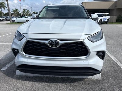 2023 Toyota Highlander XLE