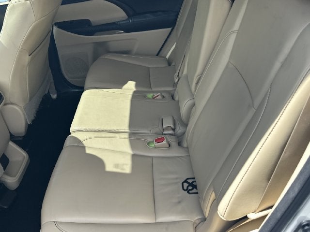 2014 Toyota Highlander XLE - Photo 13