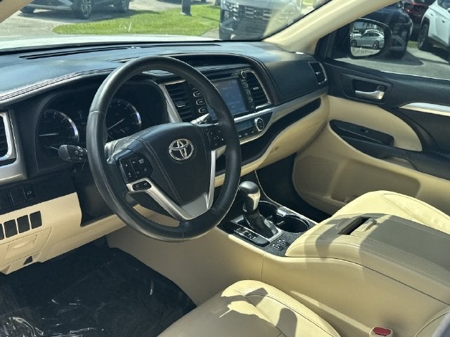 2014 Toyota Highlander XLE - Photo 14