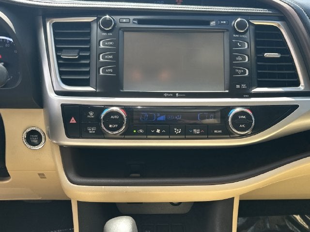 2014 Toyota Highlander XLE - Photo 17