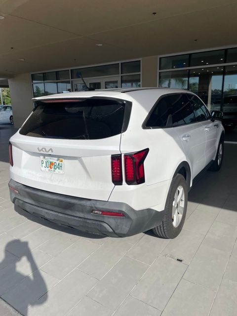 2023 Kia Sorento LX