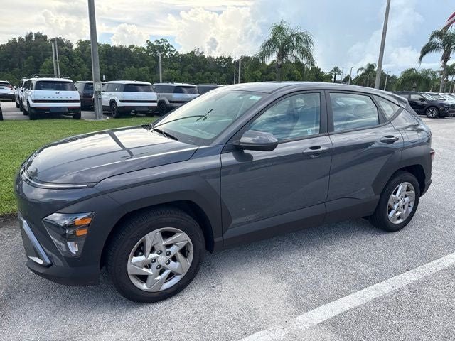 2025 Hyundai KONA SE