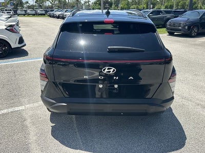 2025 Hyundai KONA SEL