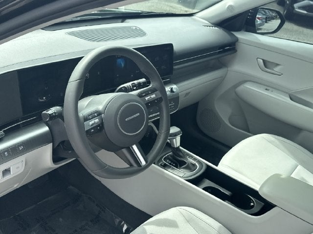 2025 Hyundai Kona SEL - Photo 16