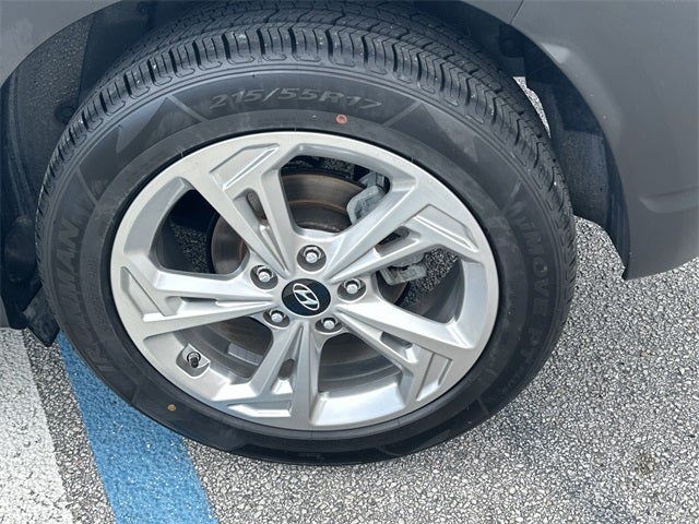 2022 Hyundai KONA SEL