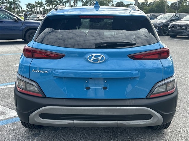 2022 Hyundai KONA SEL