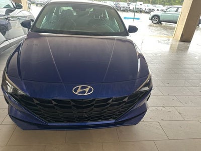2023 Hyundai ELANTRA SEL