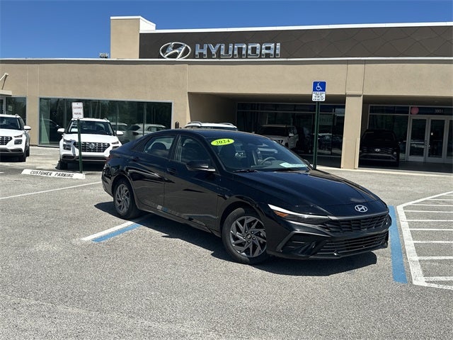 2024 Hyundai ELANTRA SEL