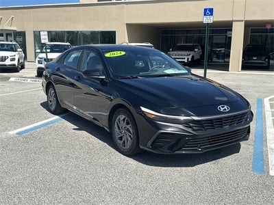 2024 Hyundai ELANTRA SEL