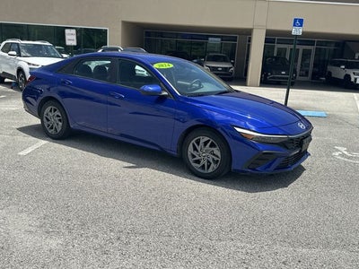 2024 Hyundai ELANTRA SEL