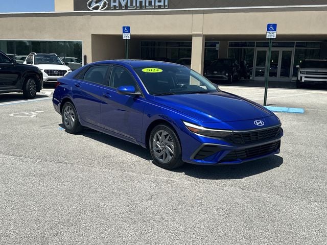 2024 Hyundai ELANTRA SEL