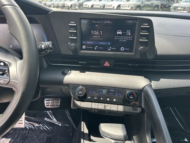 2025 Hyundai Elantra SEL - Photo 19