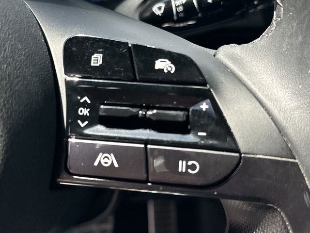 2025 Hyundai Elantra SEL - Photo 22