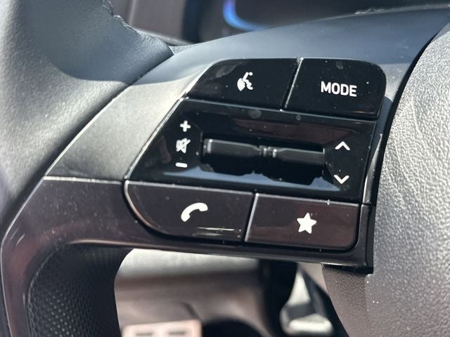 2025 Hyundai Elantra SEL - Photo 23