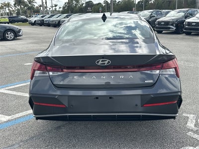 2024 Hyundai ELANTRA HYBRID Limited