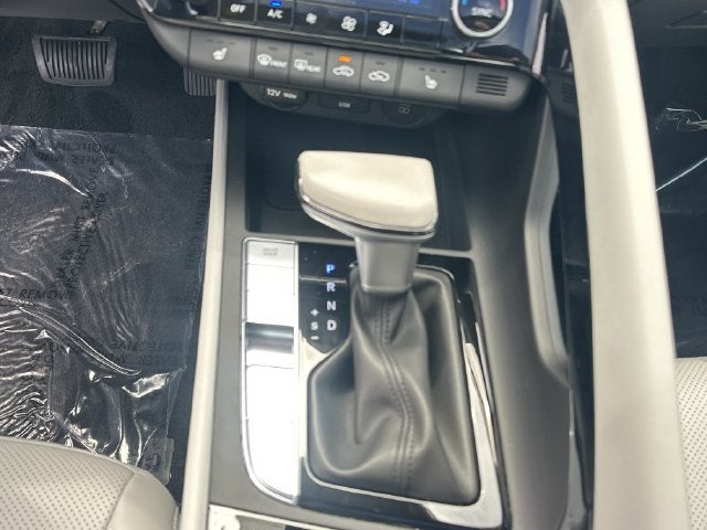 2024 Hyundai Elantra Limited - Photo 21