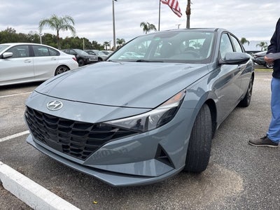 2023 Hyundai ELANTRA SEL