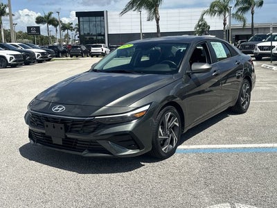 2025 Hyundai ELANTRA SEL Convenience