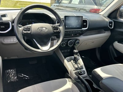 2023 Hyundai VENUE SEL