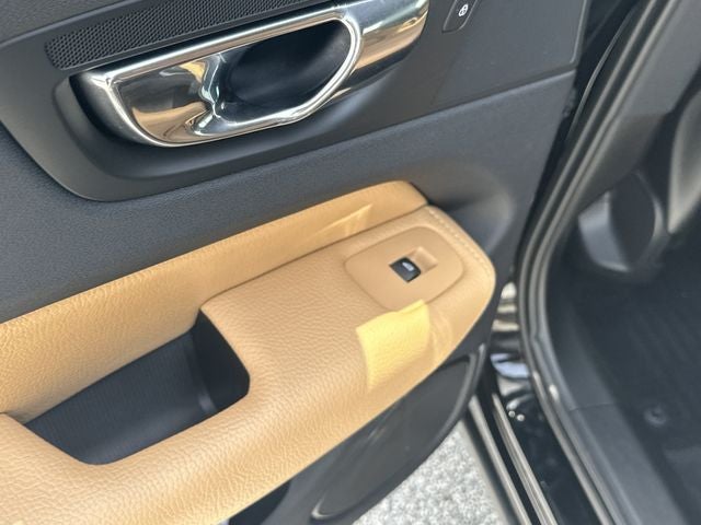 2019 Volvo XC60 T5 Inscription