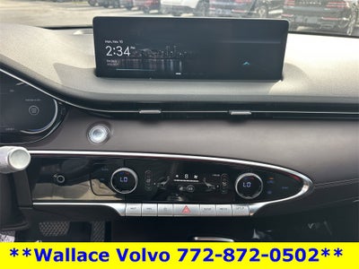 2022 Genesis GV70 2.5T