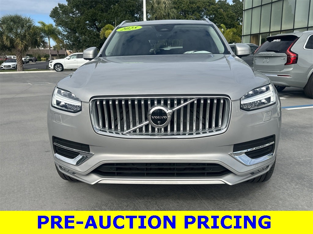 2025 Volvo XC90 B6 Plus 7-Seater