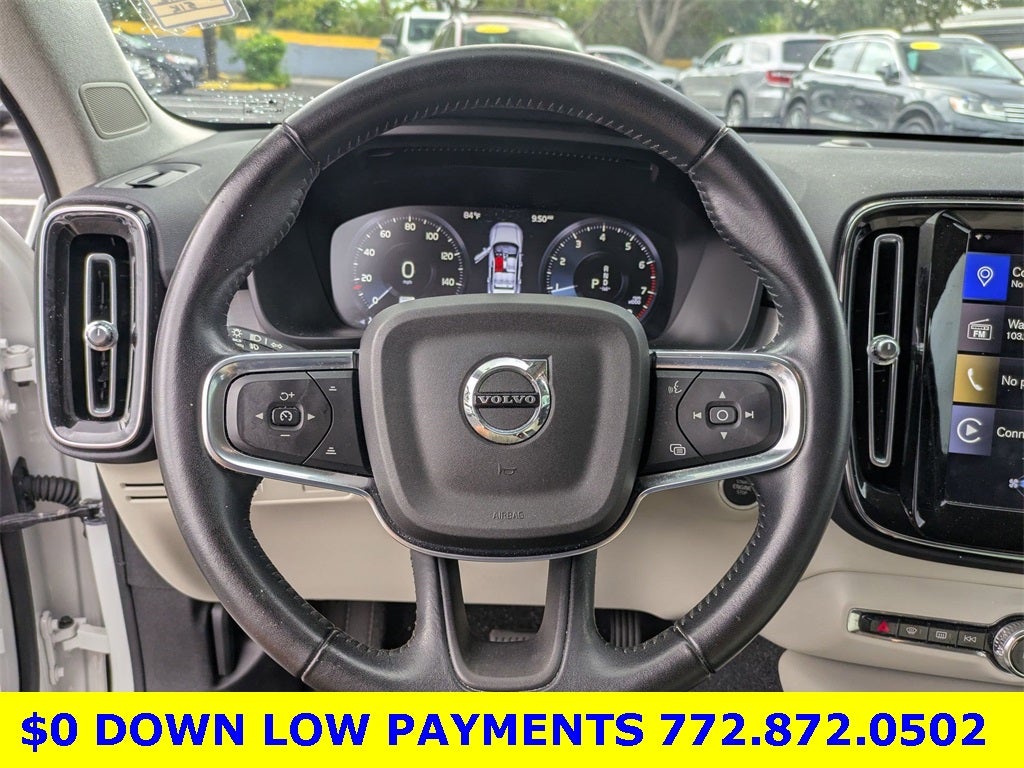 2021 Volvo XC40 Momentum